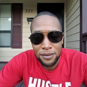 Meet your Posher, Johnny